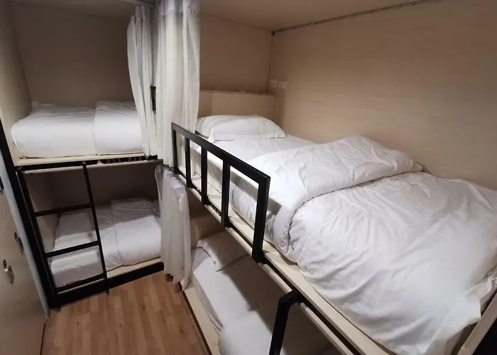 Bed To Hostel *